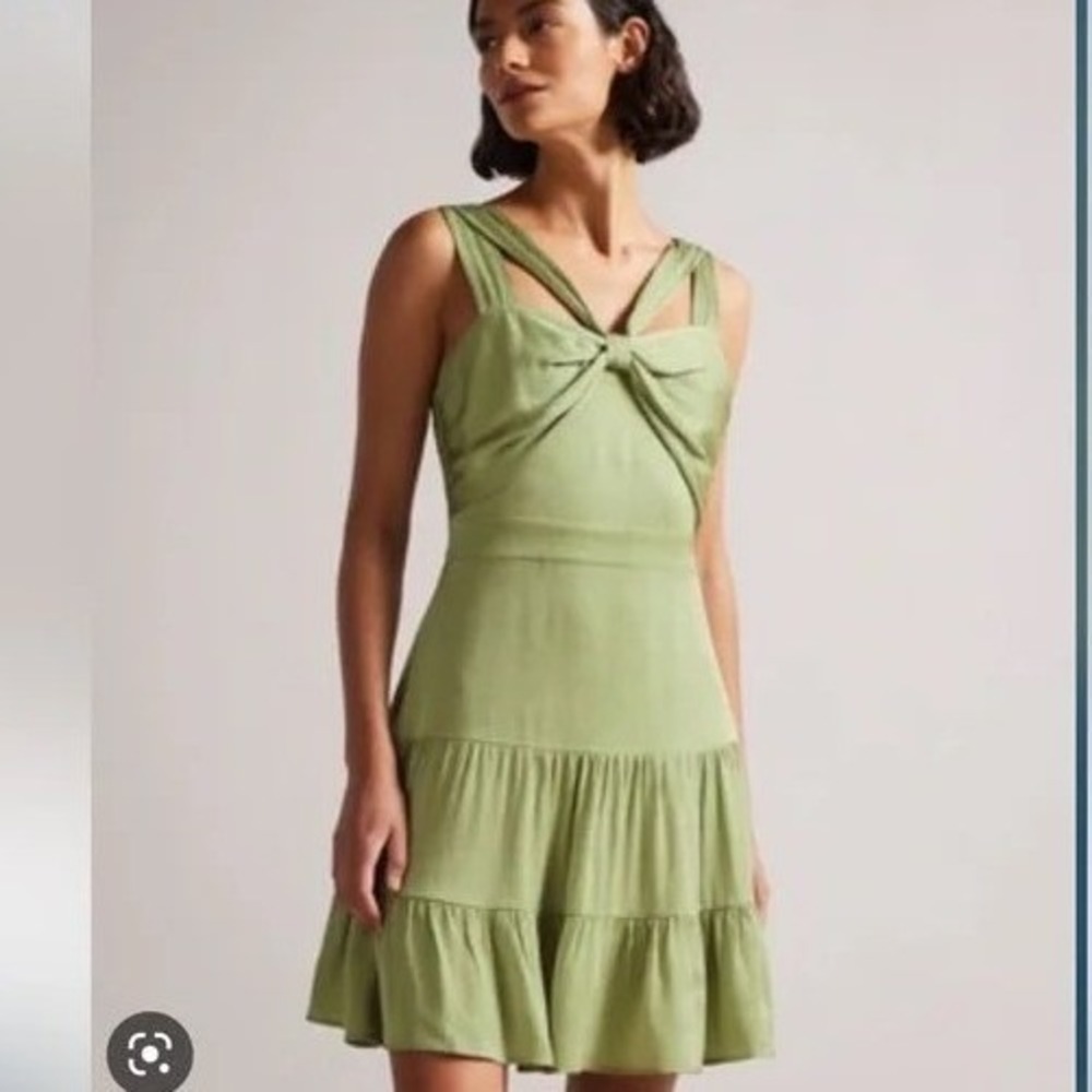 Ted Baker Phoenyx‎ Knot Front Tiered Mini Dress in Mid-Green NWT Size 0 / US 2